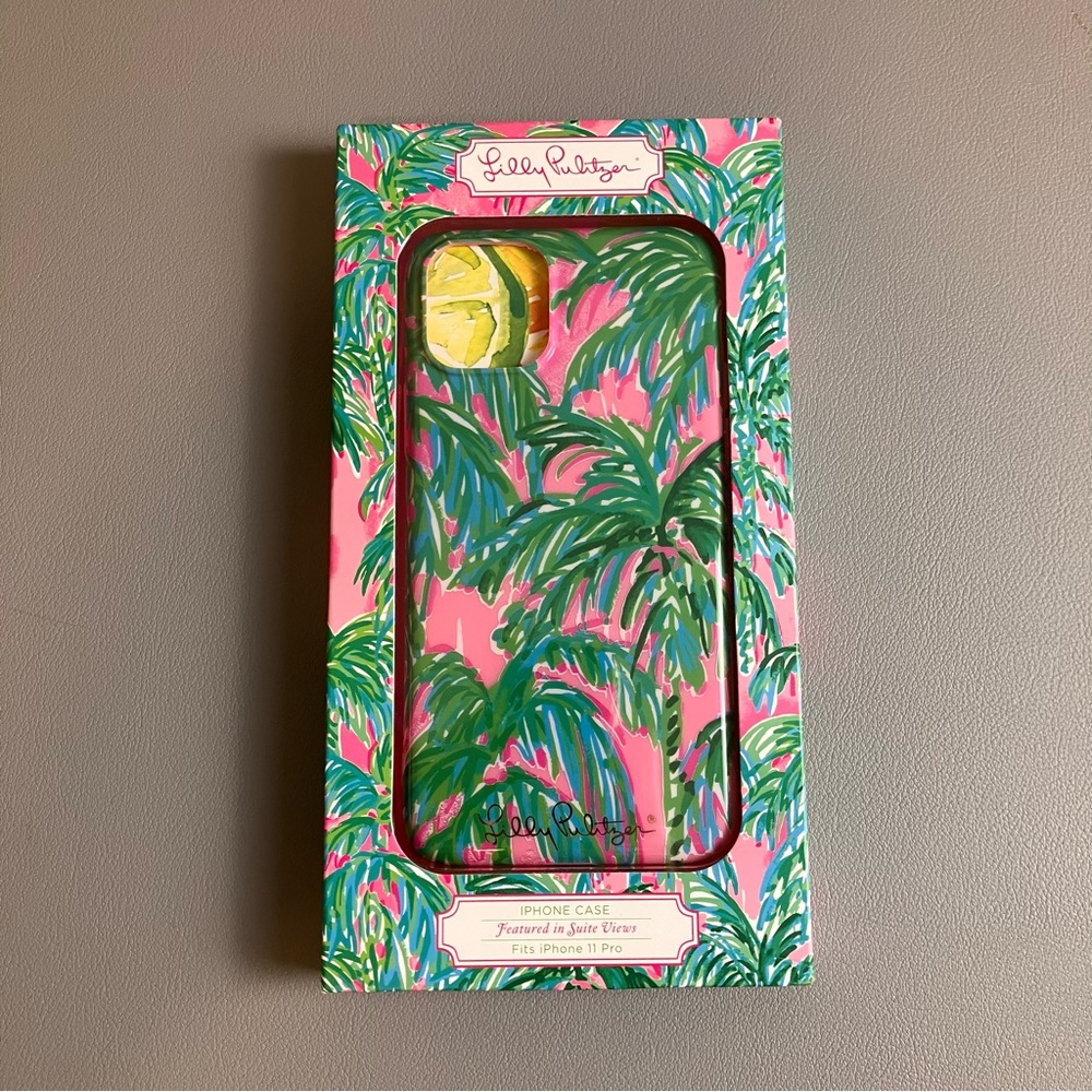 NWT Lilly Pulitzer iPhone 11 Pro iPhone Case in Suite View Pink Blossom